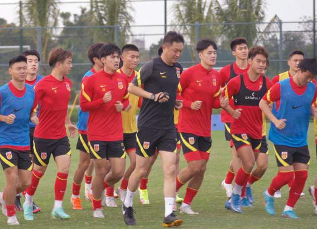 光溜溜瑜伽视频
